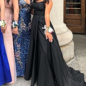 Sherri Hill 52022 Prom dress